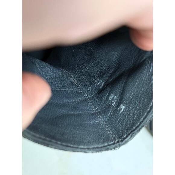 STUART WEITZMAN OnTheStreet supple black leather chainlink pull on moto boots - Picture 11 of 12